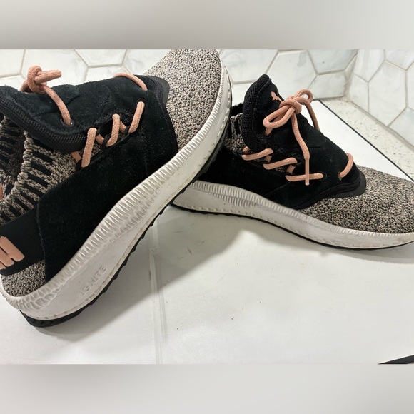 Puma Tsugi Shinsei Woman’s Training Sneaker Size 9 Black Gray Pink Lightweight - Picture 6 of 10